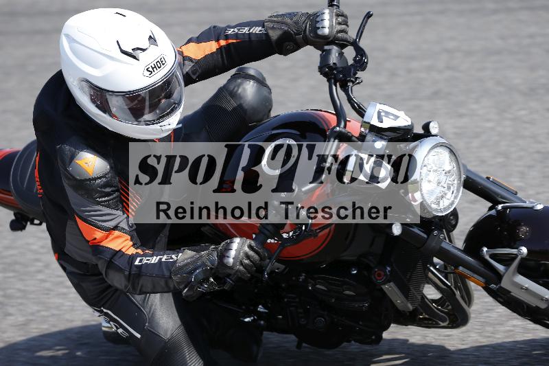 /Archiv-2025/49 26.08.2025 Cornu Master School ADR/blau-bleu/61